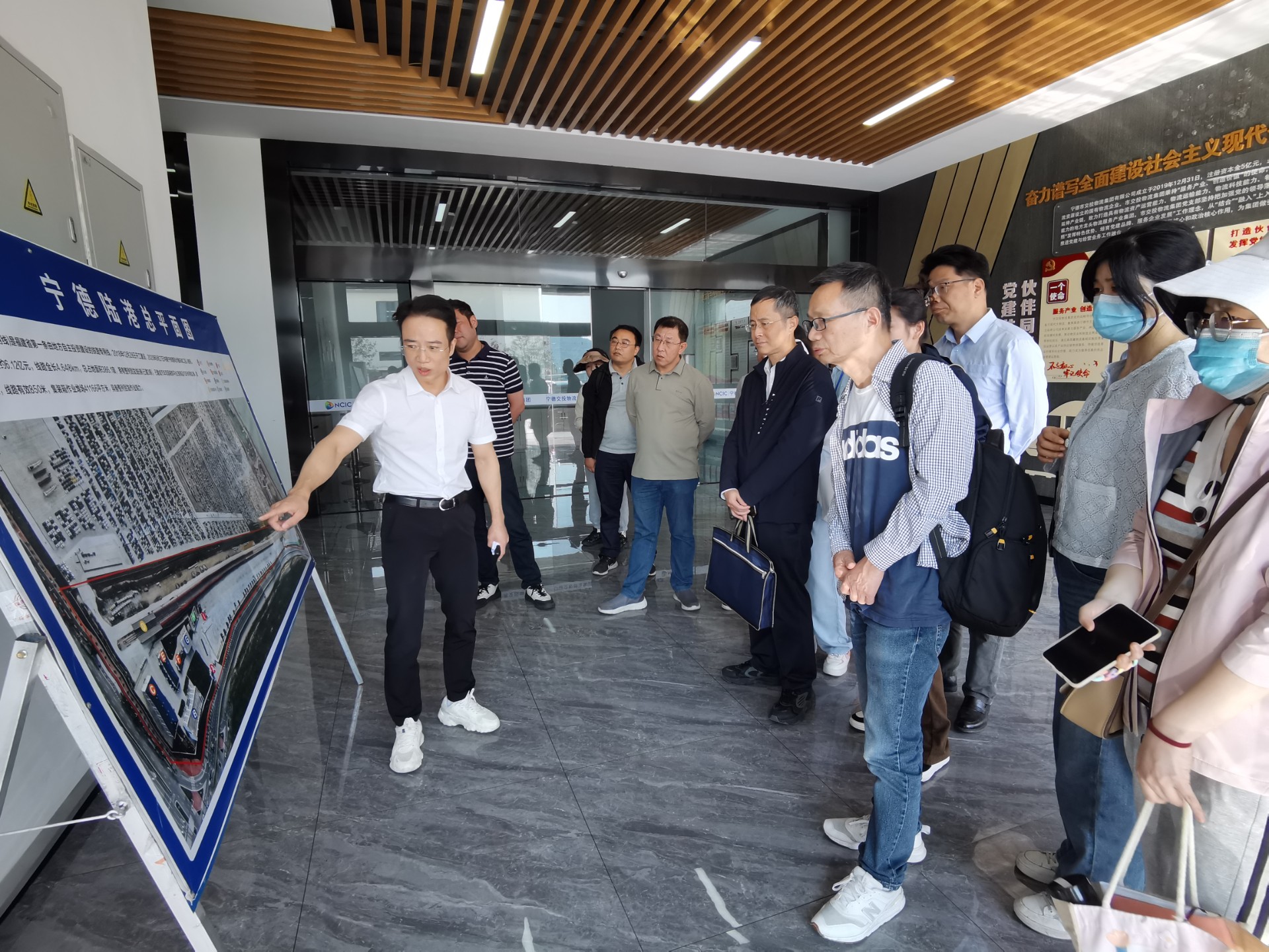 寧德汽車基地項(xiàng)目鐵路專用線擴(kuò)建工程可研報(bào)告評(píng)估會(huì)順利召開，張長(zhǎng)明拍攝1.jpg
